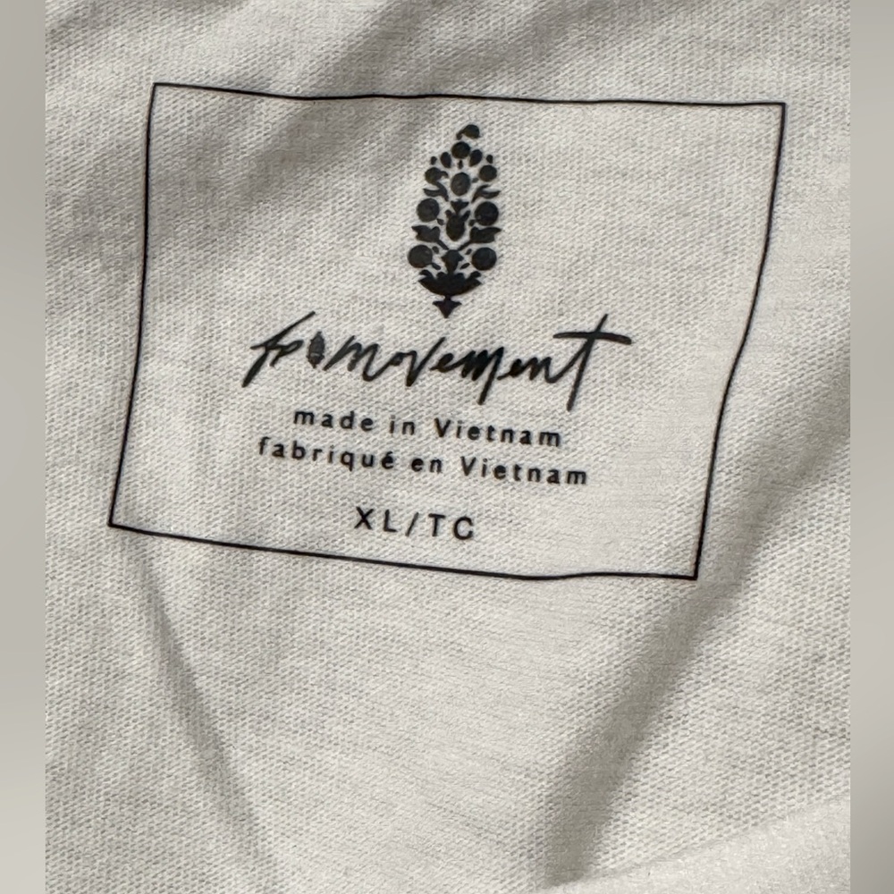 NWOT FP Movement Inspire Buti Logo Tee, Size: XL - Picture 7 of 17